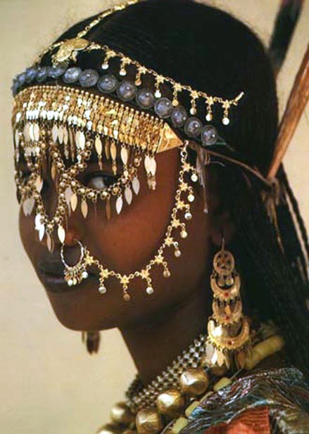 Photo:  Afar tribal girl